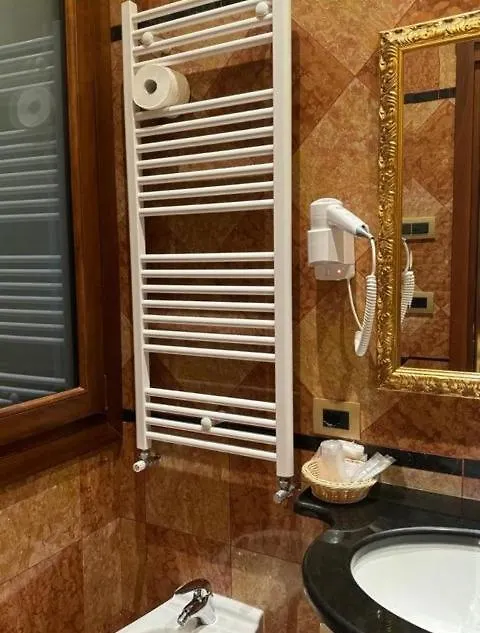 فندق Panada L & S البندقية